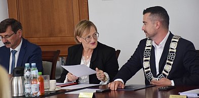 Powiat głogowski kontra wykonawca ścieżek. Dlaczego po czterech latach idą do sądu