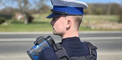 Kaskadowe kontrole pod Głogowem. Policjanci swoje, a kierowcy swoje