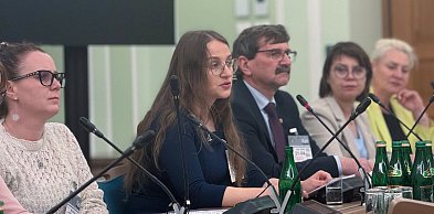 Hołownia po posiedzeniu: Zdrowie psychiczne dzieci wymaga dalszej debaty