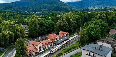 Podróże bez limitów i dłuższa majówka z Kolejami Dolnośląskimi