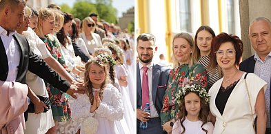 [FOTO] Wyjątkowy czas komunii! Babcia Mariola: Hania wyglądała jak aniołek