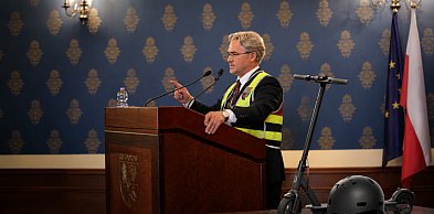 [WIDEO] Majewski grzmi o hulajnogach. Chce chronić dzieci przed tragedią