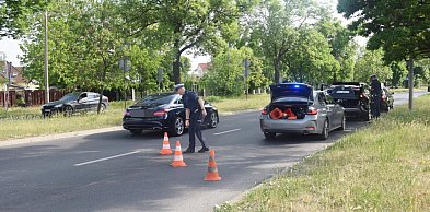 Kolizja na Rondzie Hallera w Głogowie. Kierowca nie zdążył zareagować