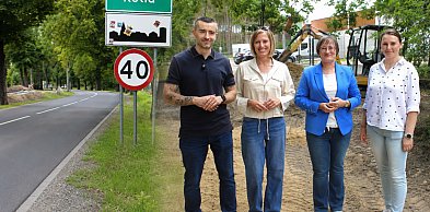 Kotla zyska nowy chodnik. Inwestycja za blisko 140 tys. zł