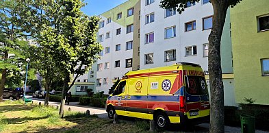 90-latek potrzebował pomocy. Na miejsce ruszyły wszystkie służby