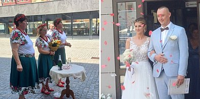 Wzruszające chwile przed głogowskim ratuszem