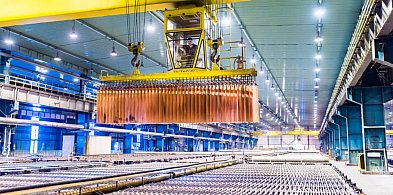 KGHM znów błyszczy. Wielki skok produkcji srebra w sierpniu-174059