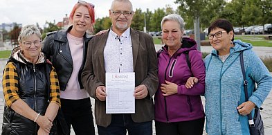 Nie tylko pieniądze, ale i serce. Działkowcy wsparli hospicjum i Caritas-174305
