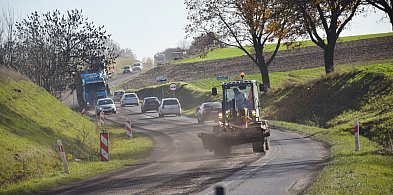 Województwo remontuje drogę za Głogowem. Już zaczęli na górce-176162