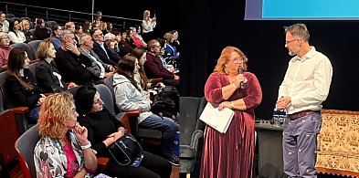 Setki kobiet w Teatrze Gryphiusa. Głogów porusza temat endometriozy-177594