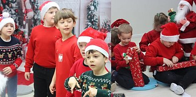 W Głogowie Mikołaj przemówił po angielsku. Mali poligloci [FOTO, WIDEO]-177993