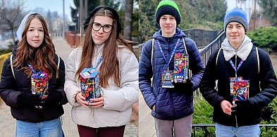 Kwestują nie tylko na Nowym Rynku. Wolontariusze i grzaniec bez procentów!