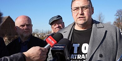 [WIDEO] Wojna o wiatraki pod Głogowem! Mieszkańcy oskarżają wójt o kłamstwo