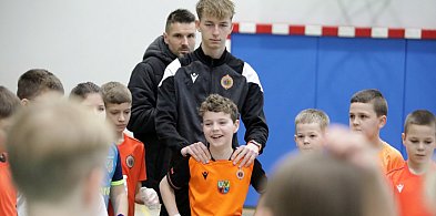 [WIDEO] Najpierw trening, potem autografy. Chrobry ruszył z wiosenną akcją