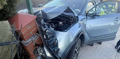 Wypadek na krajówce! Ratownicy w akcji. Jedna osoba ranna