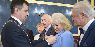 [FOTO] Ich miłość przetrwała dekady. Wyjątkowe pary uhonorowane w Głogowie