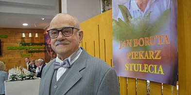 [FOTO] Niezwykła historia głogowskiego piekarza. Skończył 90-tkę i wciąż pracuje