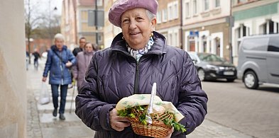 Z koszyczkiem do Mikołaja. W Głogowie z gustem i tradycyjnie [FOTO]