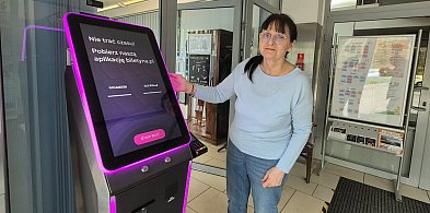 Nowość w MOK-u! Świeci na różowo i sprzedaje bilety