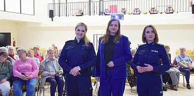 [FOTO] Udają policję, ZUS i wnuczka. W Głogowie seniorzy poznają metody oszustów