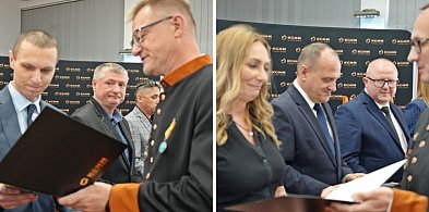[FOTO] Hutnik to brzmi dumnie. W Głogowie dziś dzień nominacji i galowego munduru