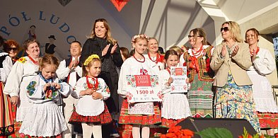 [FOTO] Sukces zespołu Dawidenka. Na scenie tańczyły nawet roczne dzieci