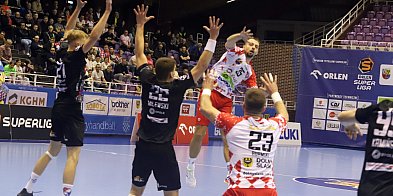Były ciężary, ale są też punkty dla Chrobrego-175653