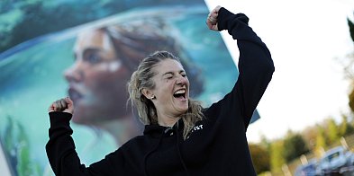 Gotowe! Co za radość! Ten mural w Głogowie to prawdziwe dzieło sztuki-175868