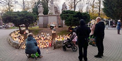 Godziny mszy św. na cmentarzach w Głogowie-175955