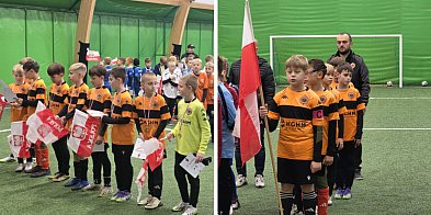 Zagrali w piłkę z okazji Narodowego Święta Niepodległości-176522