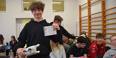 [FOTO] W Jerzmanowej dosłownie świecą przykładem-176657