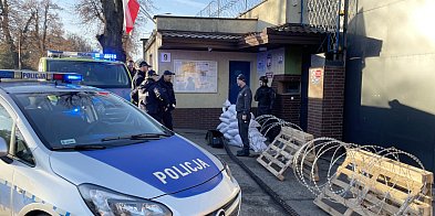 Alarm w Zakładzie Karnym w Głogowie. Symulowali atak, pożar i bunt-178506