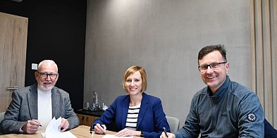 Budowa boiska w Krzekotówku