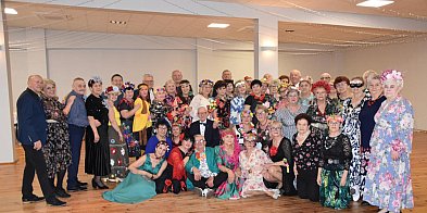 Kwiaty w sercach – Karnawałowy Bal UTW w Grębocicach