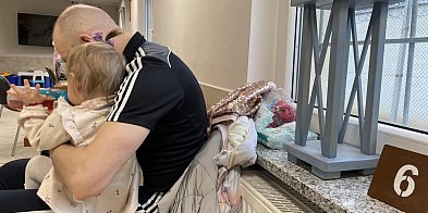 Kiedy ojciec jest za kratami, a dziecko tęskni. Nietypowe spotkania w Głogowie