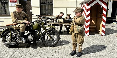 Wojskowy klimat, polowa kuchnia i historyczne smaki w Głogowie