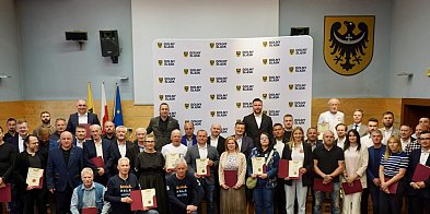 Pszczoły pod ochroną regionu. Milion złotych dla pszcze