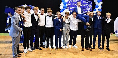 Uroczyste pożegnanie absolwentów Szkoły Podstawowej