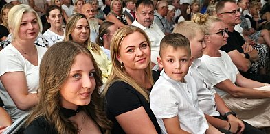 Gala  i uroczyste pożegnanie absolwentów Szkoły Podstaw