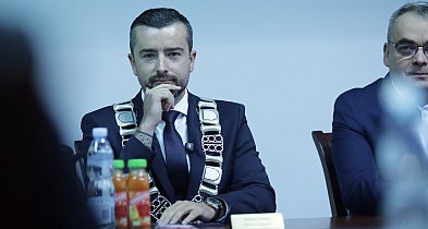 Podwyżka dla starosty! Zaskoczył. Wnuk: Przekazuję ją na cele charytatywne-175784