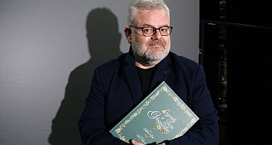 Legendę "Księżna i Gołąb" czyta Bartłomiej Adamczak, dyrektor MOK-u-177699