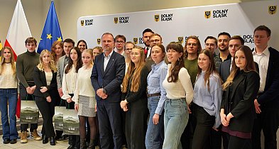 Dolny Śląsk wspiera przyszłych lekarzy-177795