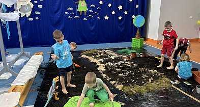 Zabawa w Cztery Żywioły w Przedszkolu „Wyspa Skarbów” w Głogowie