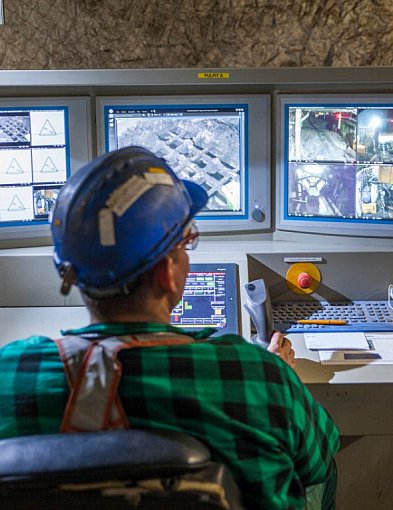 Związkowcy wyliczają nagrodę dla pracowników KGHM :180 proc. pensji