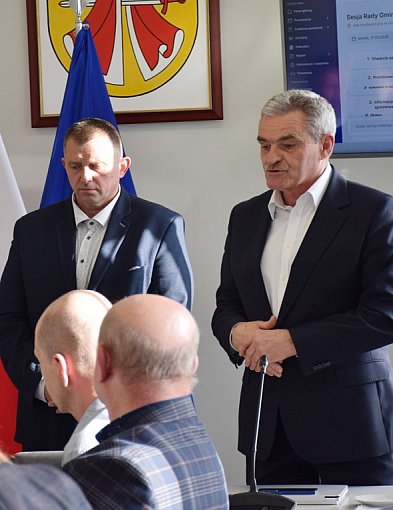 Radni przegłosowali podwyżkę dla wójta