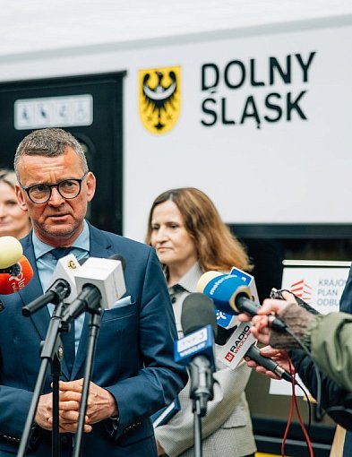 Koleje Dolnośląskie z najlepszym wynikiem w historii i wielkimi inwestycjami w tle