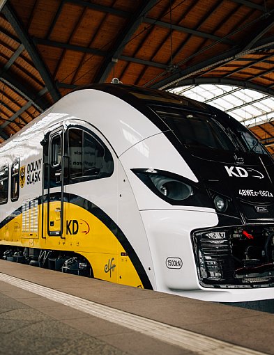 Rekord za rekordem. Koleje Dolnośląskie przyspieszają dzięki środkom z UE