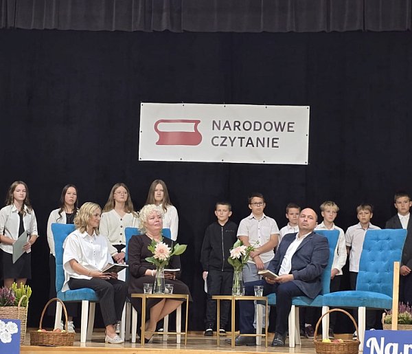 „Słowo, które łączy pokolenia” – Narodowe Czytanie 2025 w gminie Żukowice -173816