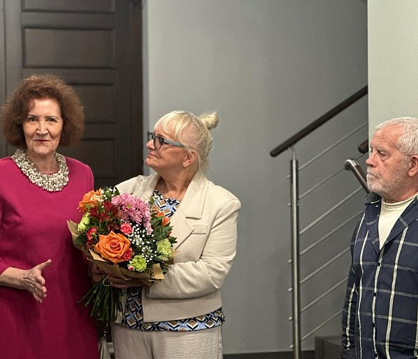 Udany wernisaż w teatrze. Świątek: Jestem zaskoczona, dziękuję [FOTO]-174604