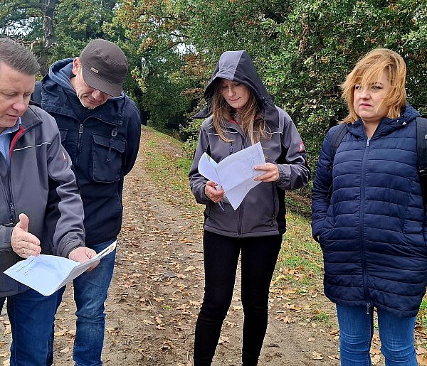 Wały nad Odrą oczyszczone i gotowe do modernizacji – pierwsze efekty po interwencj-175404